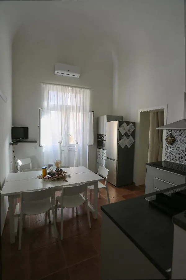 Casa Vacanze Ulisse Trapani 0*,